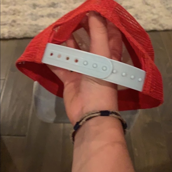 Bundle of two Southern Tide hats - Picture 2 of 5